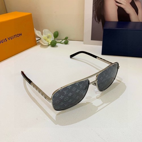 ルイヴィトンサングラス正面デザイン